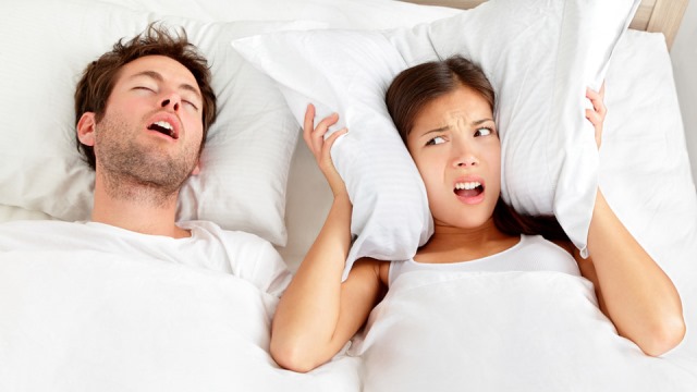 Anello Good Night: il nuovo rimedio per smettere di russare