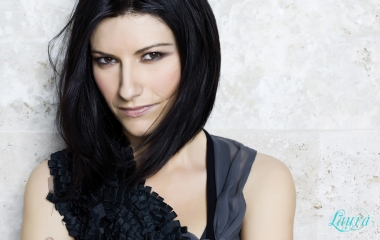 Laura Pausini: la dieta che le ha fatto perdere 25 Kg